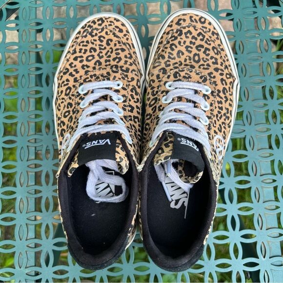 Vans Cheetah Print High Top Sneakers - Picture 5 of 7